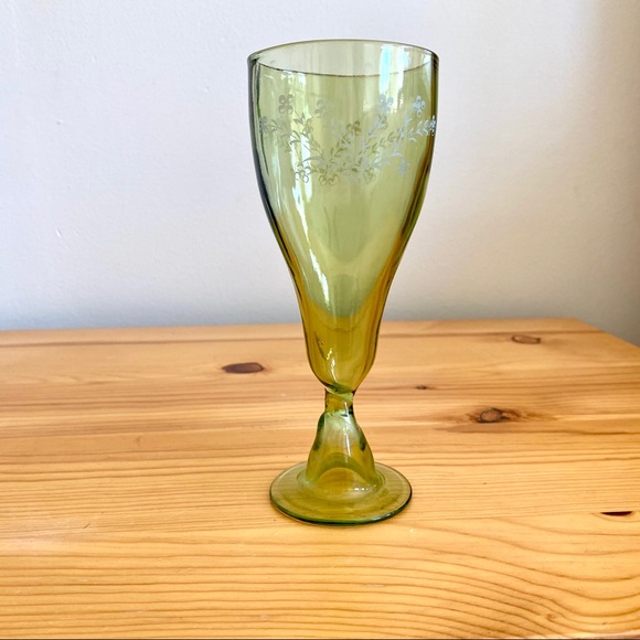 Antique Glassware Green Glass Cup Stemmed Blown Glass Etched One of a Kind! - Picture 3 of 7